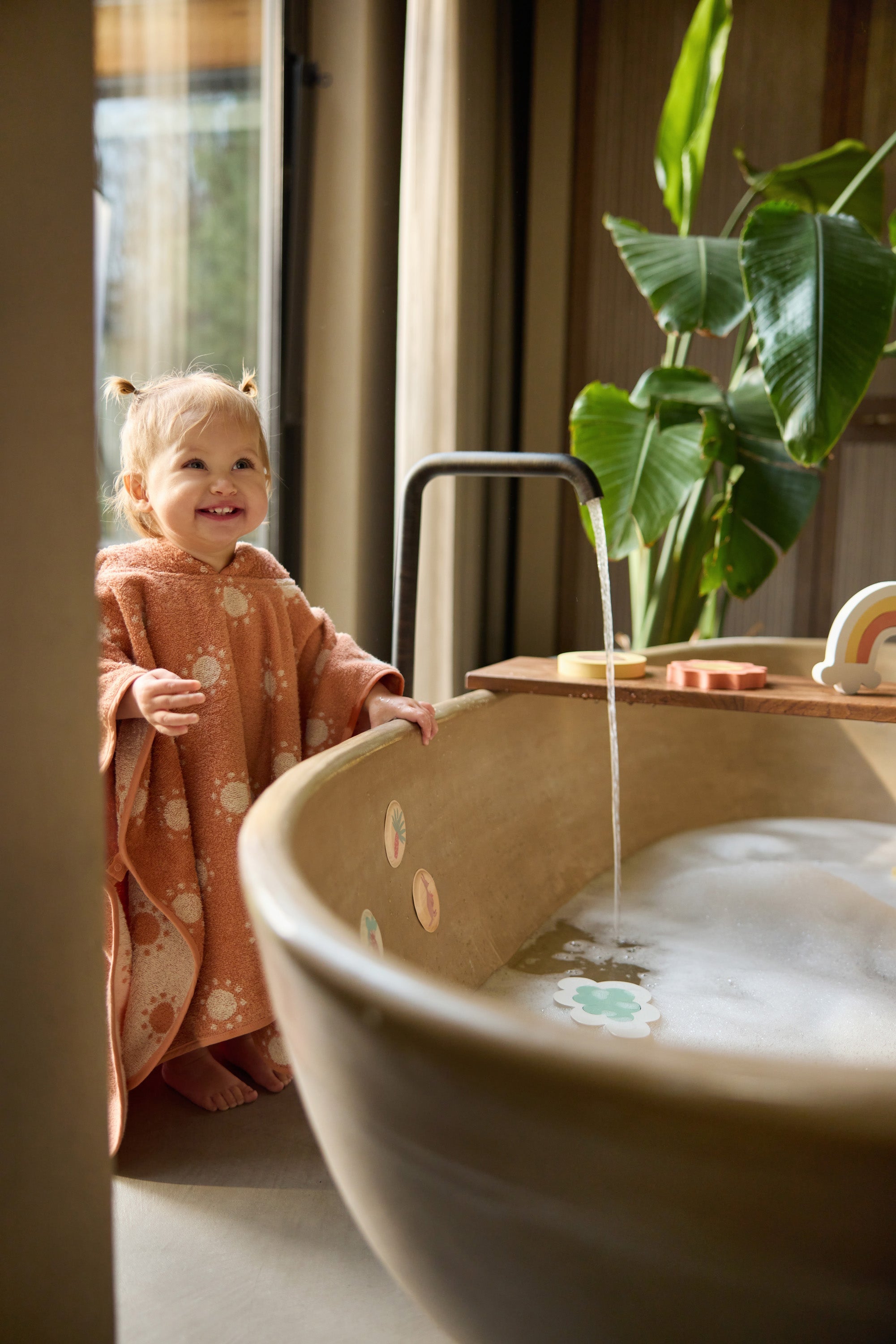 Bath Capes, Robes & Ponchos